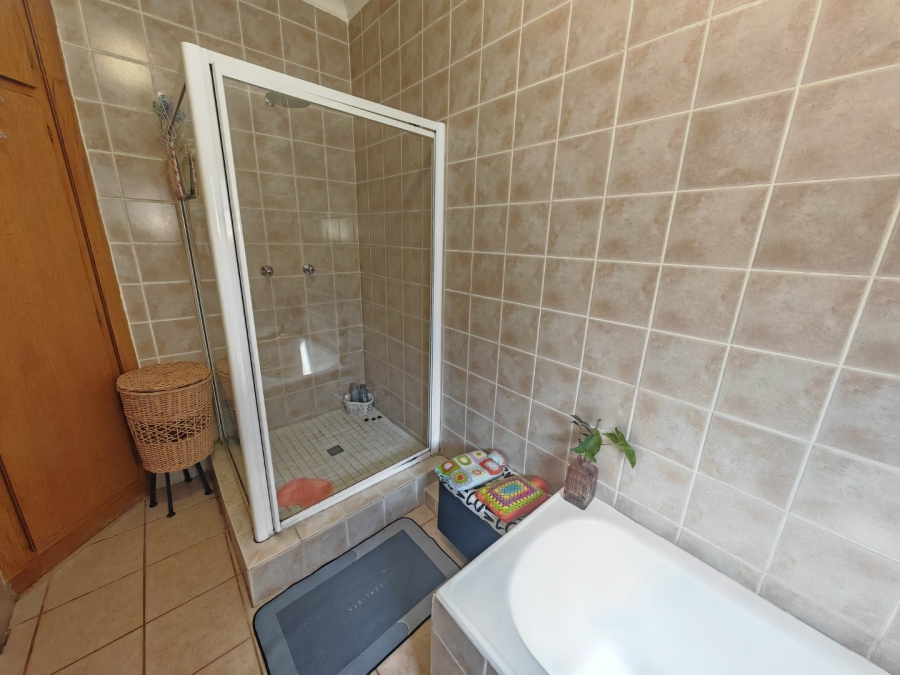 3 Bedroom Property for Sale in Noordhoek Free State